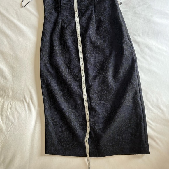 Beautiful Précis fitted midi dress - Picture 11 of 11